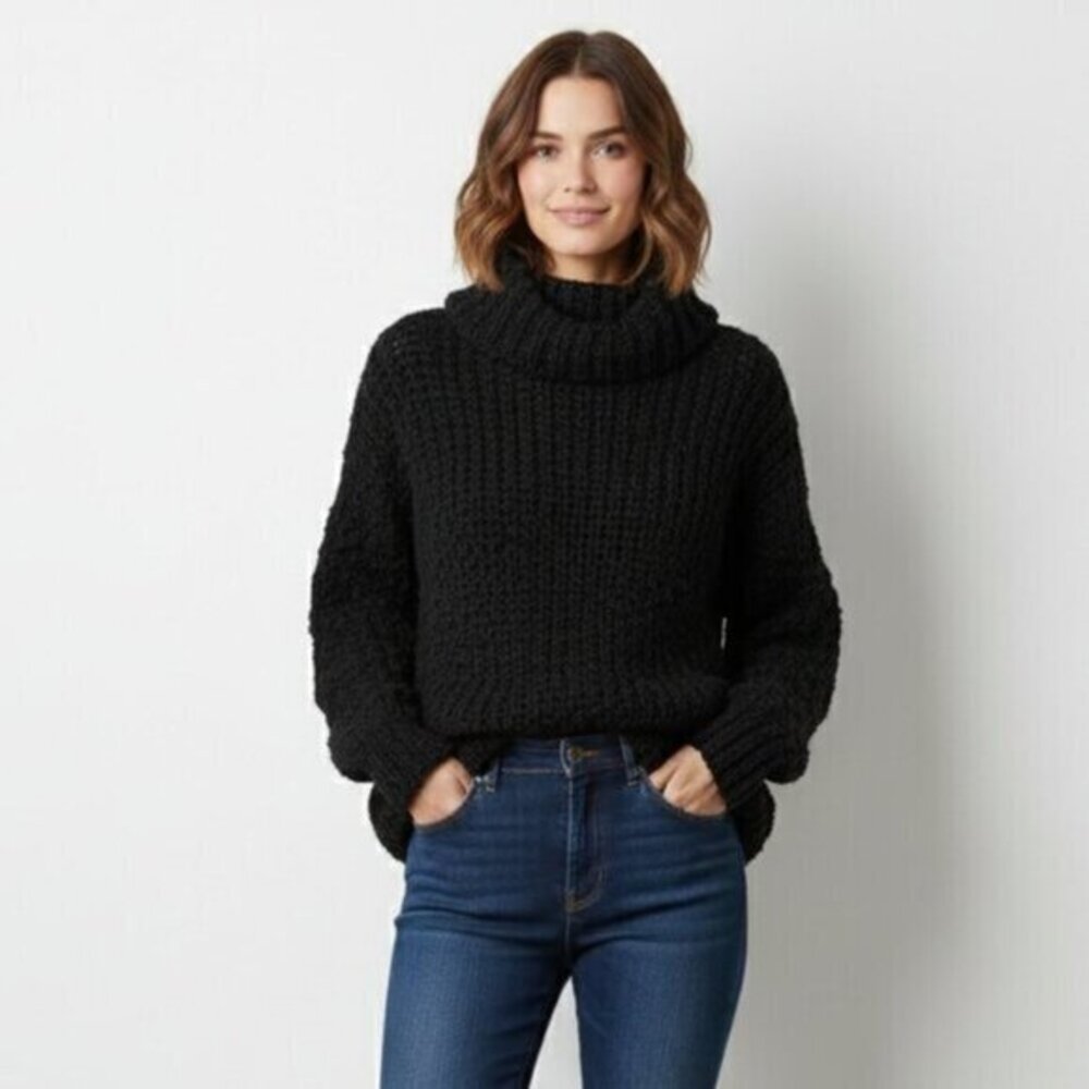 Women's Wolf & Cecil Merino Wool Chunky Knit Sweater Turtleneck Black Cutout